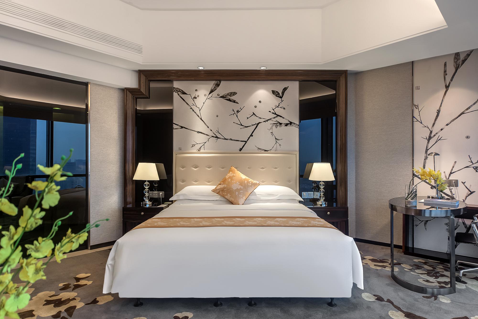 Huaqiang Plaza Shenzhen, Enjoy Complimentary Mini Bar & Night Snack, Add Breakfast - Enjoy Complimentary Afternoon Tea Отель