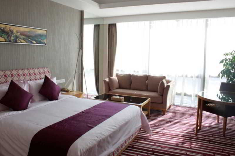 Huaqiang Plaza Shenzhen, Enjoy Complimentary Mini Bar & Night Snack, Add Breakfast - Enjoy Complimentary Afternoon Tea Шэньчжэнь