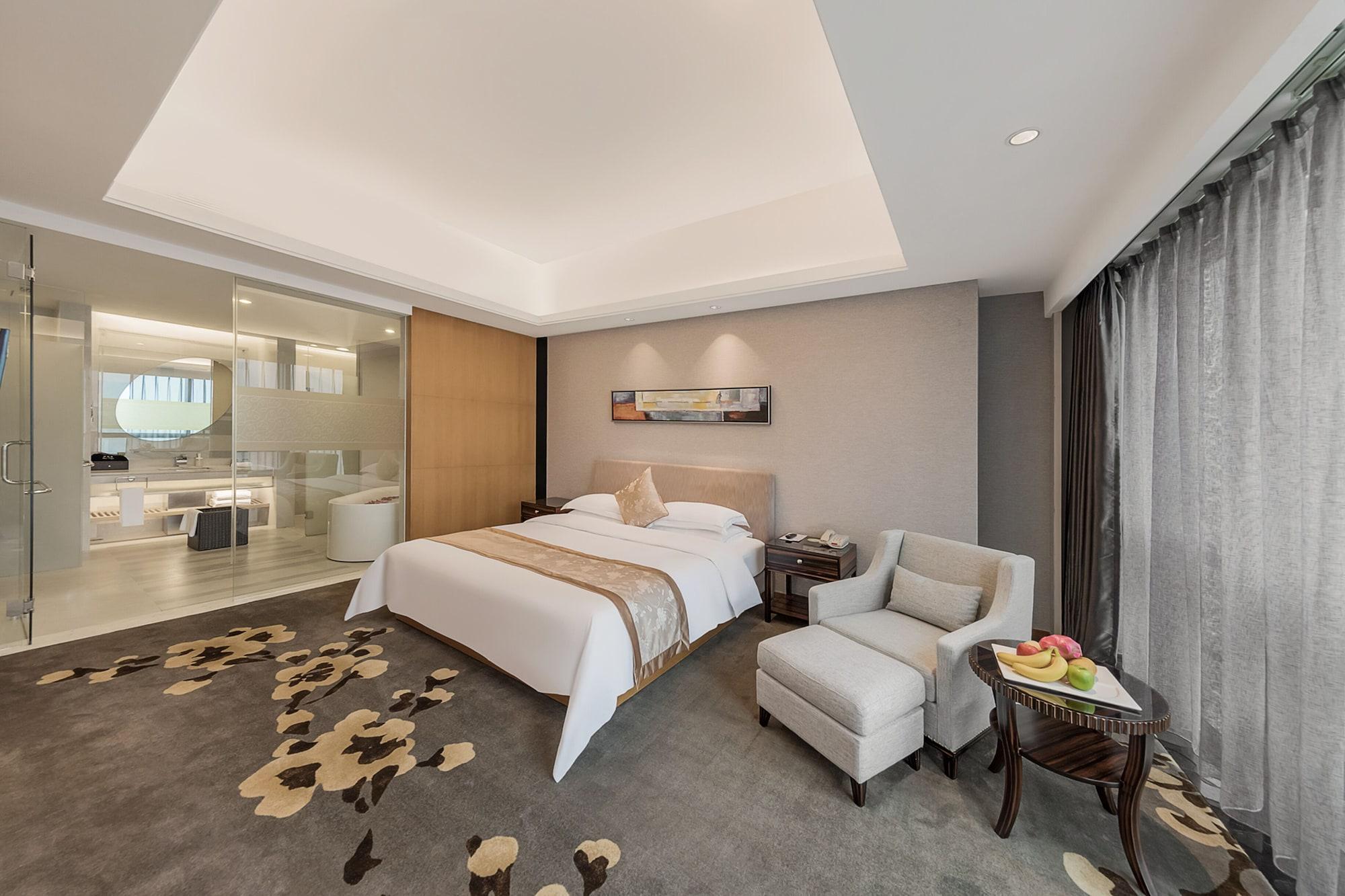 Huaqiang Plaza Shenzhen, Enjoy Complimentary Mini Bar & Night Snack, Add Breakfast - Enjoy Complimentary Afternoon Tea Hotel