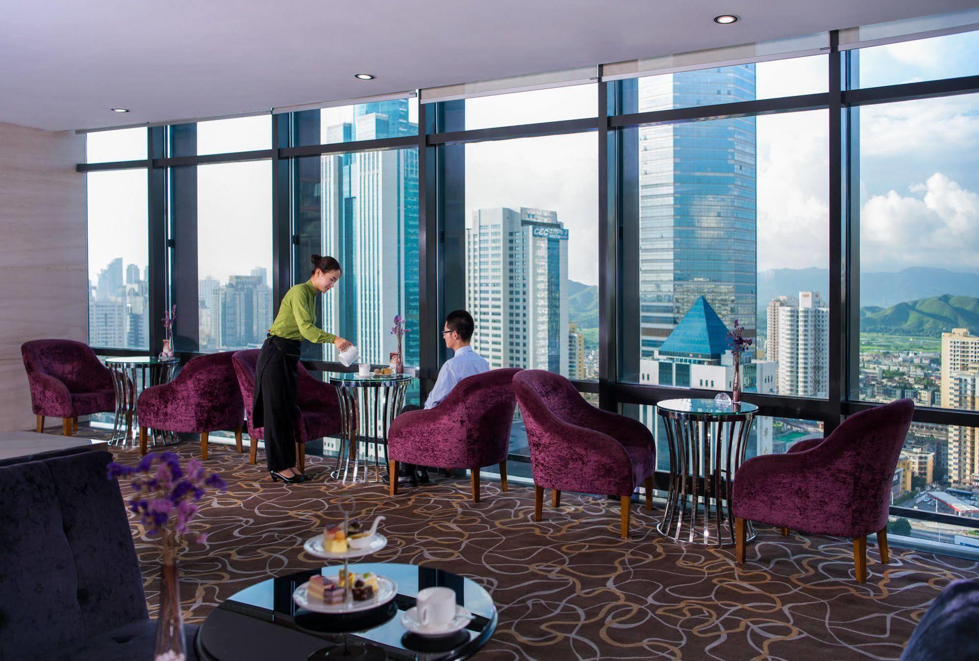 Huaqiang Plaza Shenzhen, Enjoy Complimentary Mini Bar & Night Snack, Add Breakfast - Enjoy Complimentary Afternoon Tea 4* Shenzhen