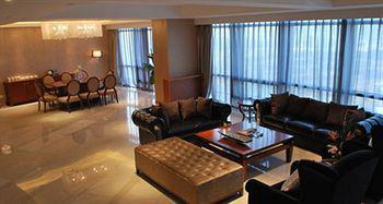 Huaqiang Plaza Shenzhen, Enjoy Complimentary Mini Bar & Night Snack, Add Breakfast - Enjoy Complimentary Afternoon Tea